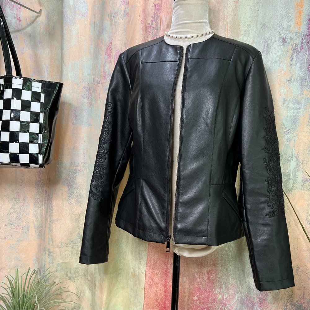πgiacca Stunning Embroidered Faux Leather Jacket - Picture 10 of 16
